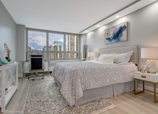 Primary Bedroom - 88 W Schiller St