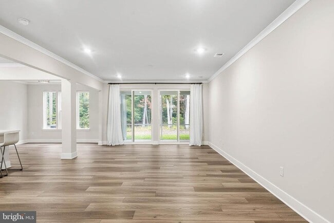 Building Photo - 32066 White Tail Dr