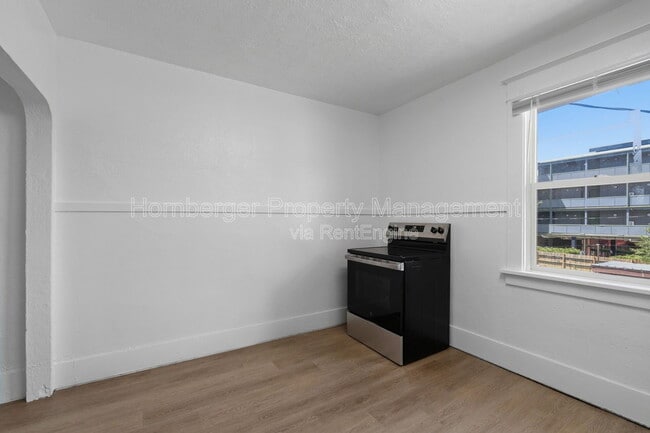 Building Photo - 1509 N Wall St