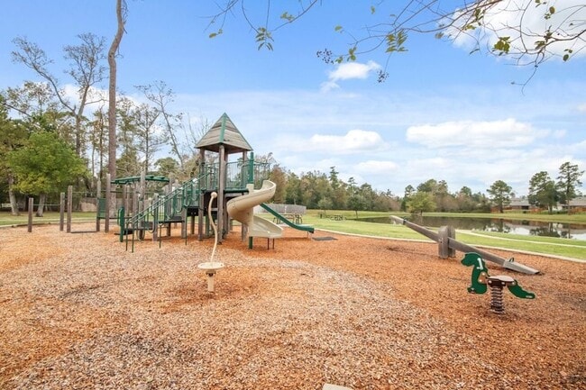 Building Photo - 130 Alset Dr