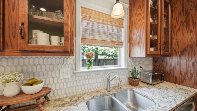 Building Photo - 1164 Misty Isle Dr