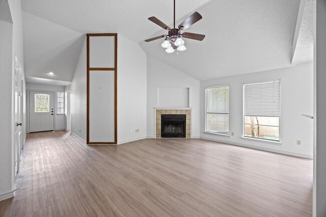 Building Photo - 14203 Anita Marie Ln