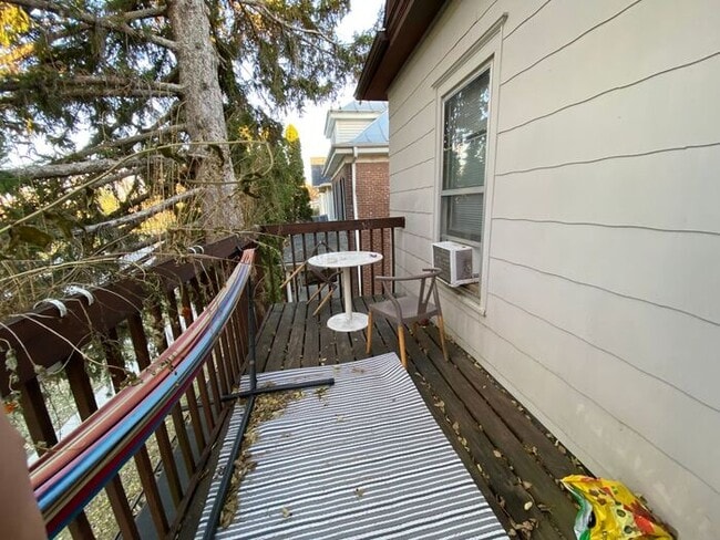 Building Photo - $6,000 | 8 Bedroom, 4 Bathroom Multi Floor...