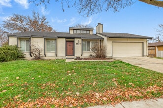 Building Photo - 5828 W Filly St