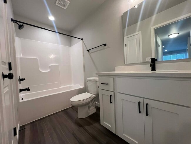 Building Photo - 1311 Marlys Dr W