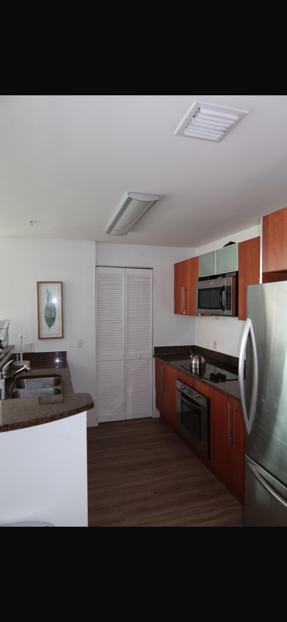 Building Photo - 300 S Biscayne Blvd