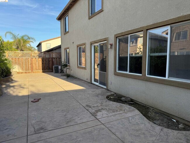 Building Photo - 5107 Fern Ridge Cir