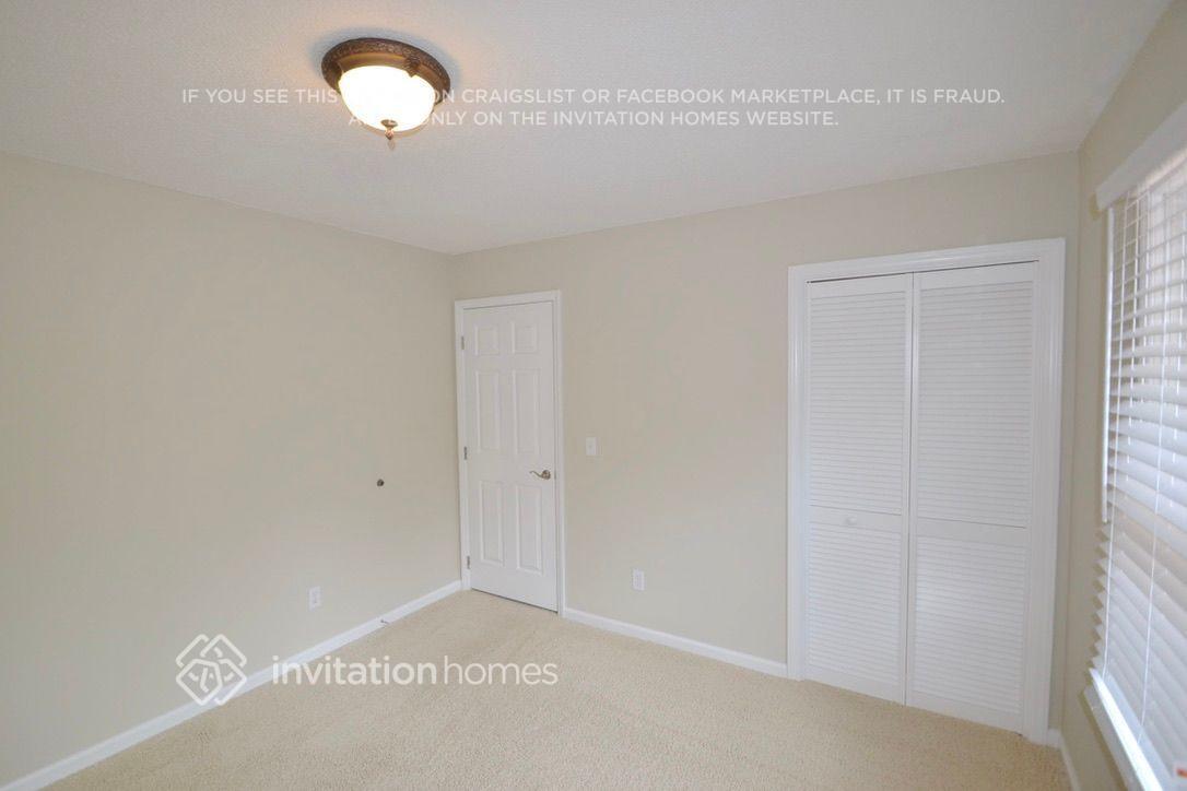 Building Photo - 10601 Bryony Ct