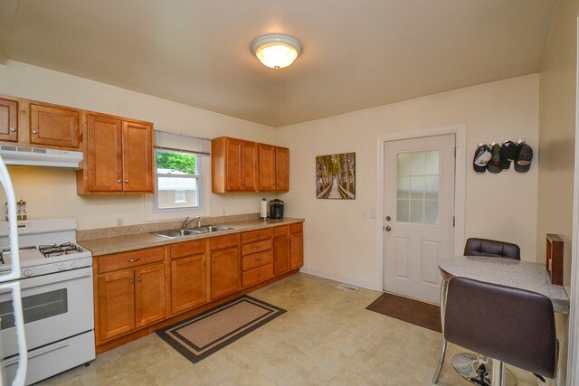 Kitchen - 517 Anderson Blvd