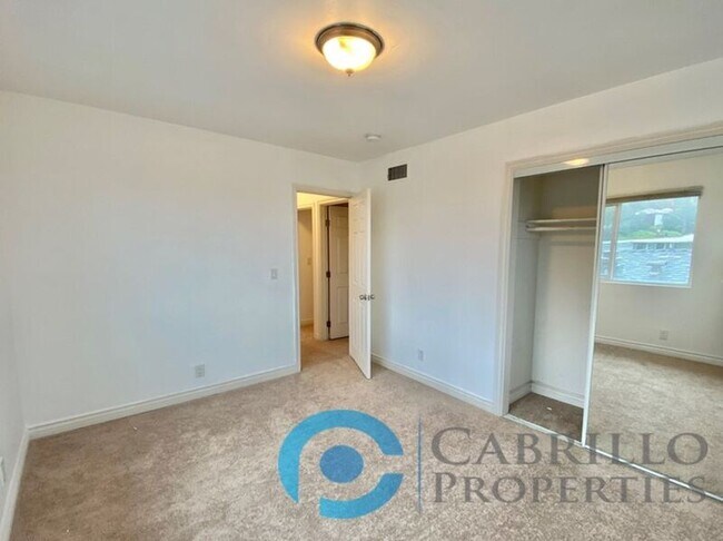 Building Photo - 1115 Flamingo Avenue