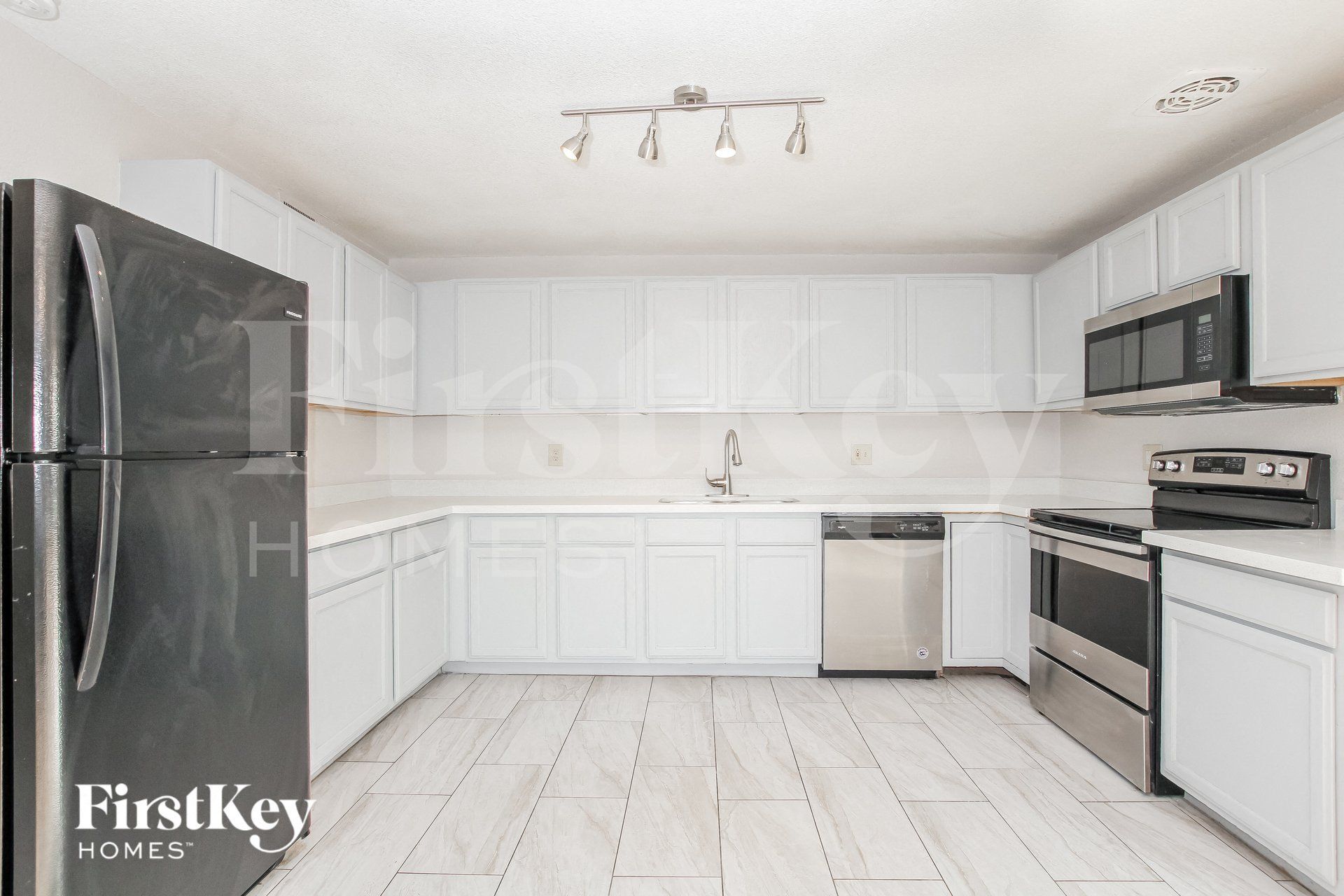 Building Photo - 15202 N 38th St