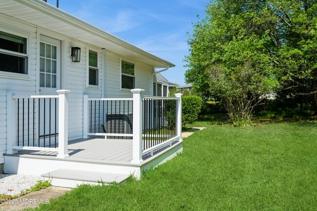 Building Photo - 11 St Pierri Ct