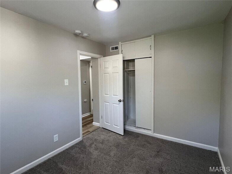 Building Photo - 9129 Kathlyn Dr
