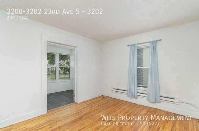 Building Photo - 3200-3202 23rd Ave S-3202