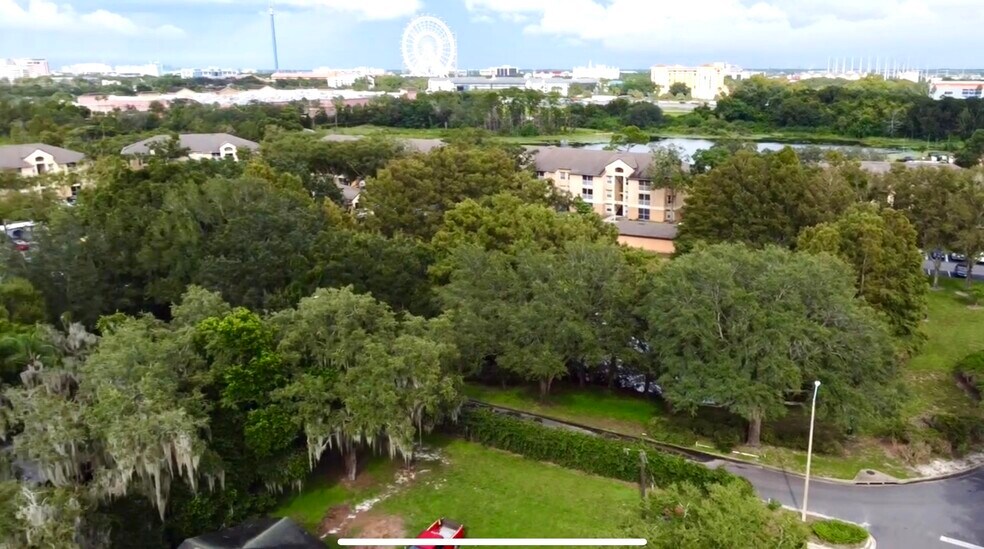 Building Photo - 7618 Pissarro Dr