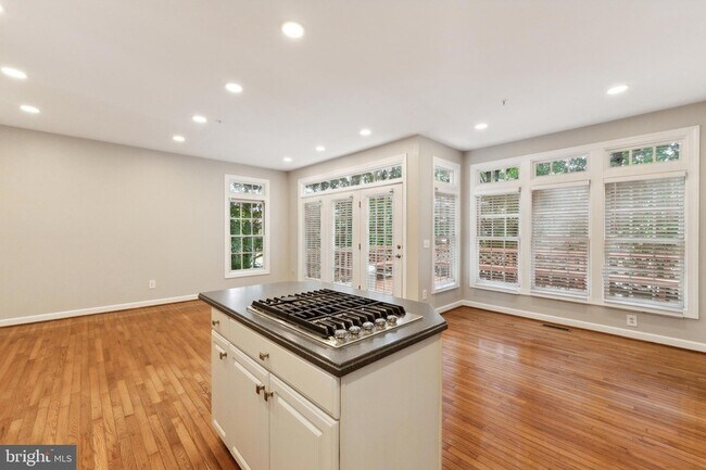 Building Photo - 8048 Kidwell Town Ct