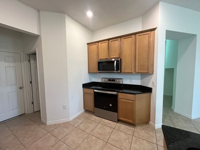 Building Photo - 15114 Stuttgart Aly