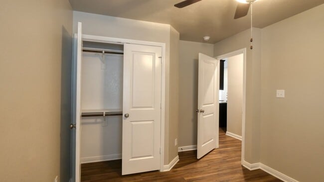 Building Photo - Spacious Single-Family Home Available Now!