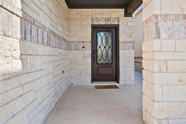 Building Photo - 304 Regatta Trl