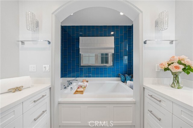 Building Photo - 66 Furlong