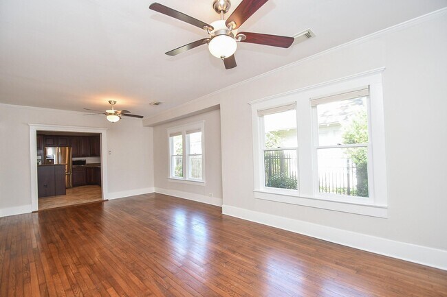 Building Photo - 4625 Pineridge St