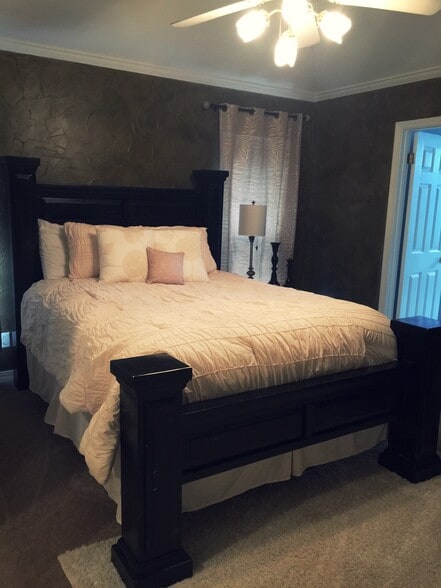 Building Photo - 3005 Gabriel Oaks Dr