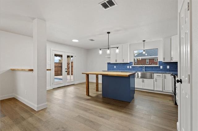 Building Photo - 1713 Pebblebrook Ln