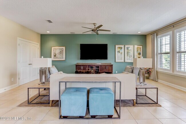 Building Photo - 14909 Venosa Cir