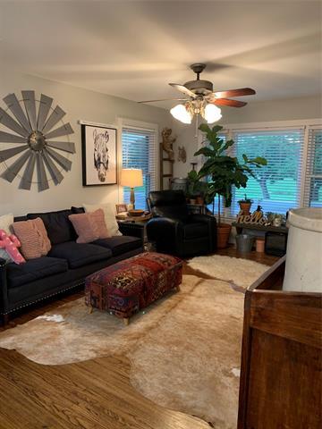 Building Photo - 106 S Clark St