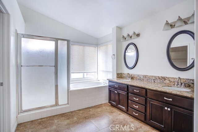 Building Photo - 14276 Madera Ct