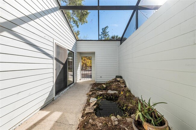 Building Photo - 3057 NW 28th Cir