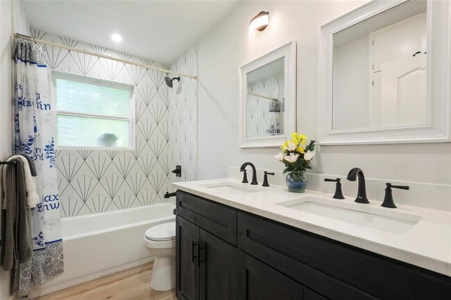 Building Photo - 10410 Quail Ridge Dr