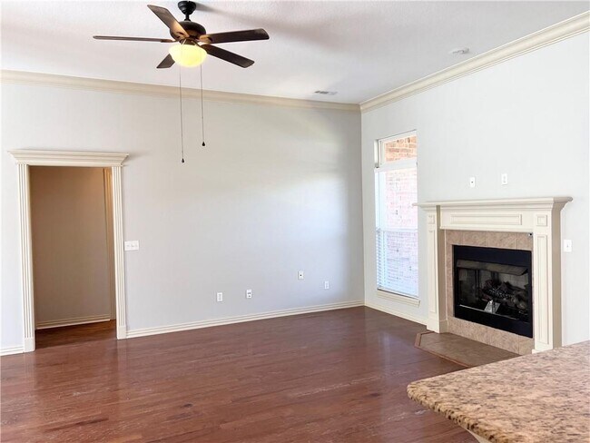 Building Photo - 3946 Orleans Ave