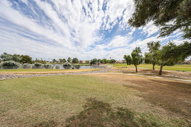 Building Photo - 14707 W Lupine Ln