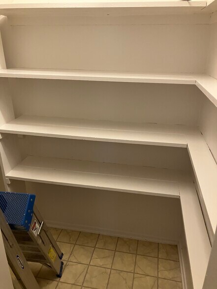 pantry - 2020 Idaho Ave