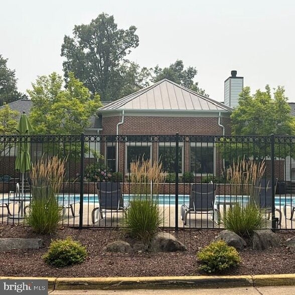 Building Photo - 1716 Lake Shore Crest Dr