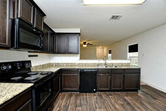 Building Photo - 104 Independence Ave