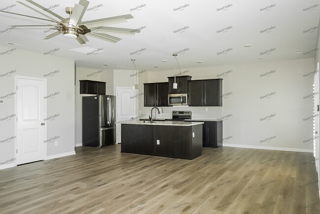 Building Photo - 2540 Mable Ln