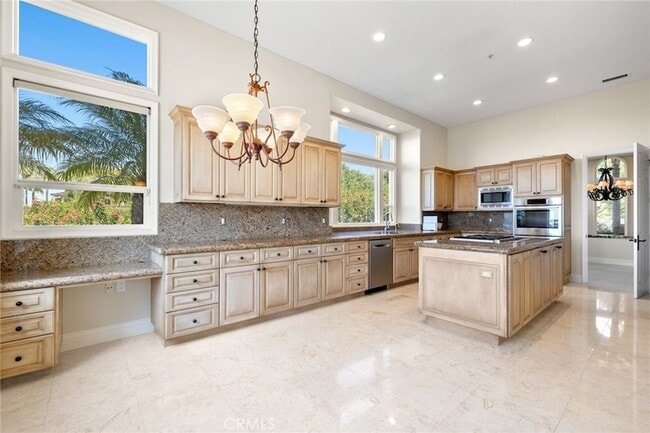 Building Photo - 1 Stone Pine Dr