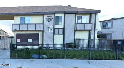 Building Photo - 38710 10th St E