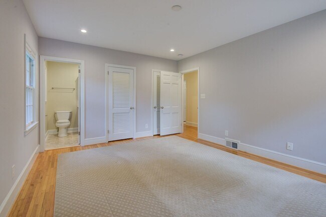 Building Photo - COMING SOON! 3 Beds| 2 Baths Updated Ranch...