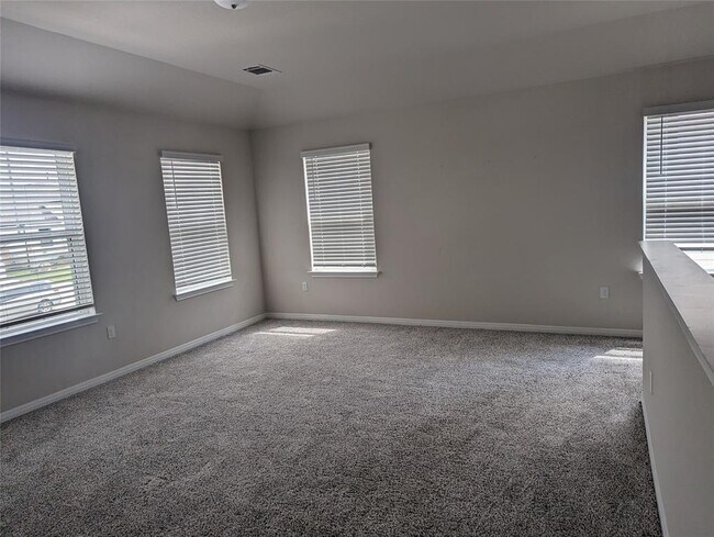 Building Photo - 6400 Rounded Pebble Ln