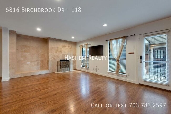 Building Photo - 5816 Birchbrook Dr