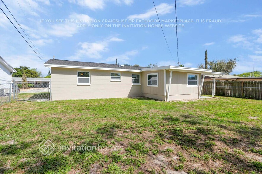Building Photo - 3803 Cullen St