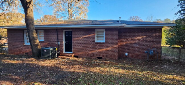 Building Photo - 3 Bedroom Home in Columbus, GA