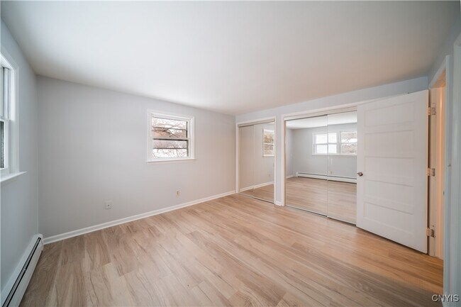 Building Photo - 4618 Brickyard Falls Rd