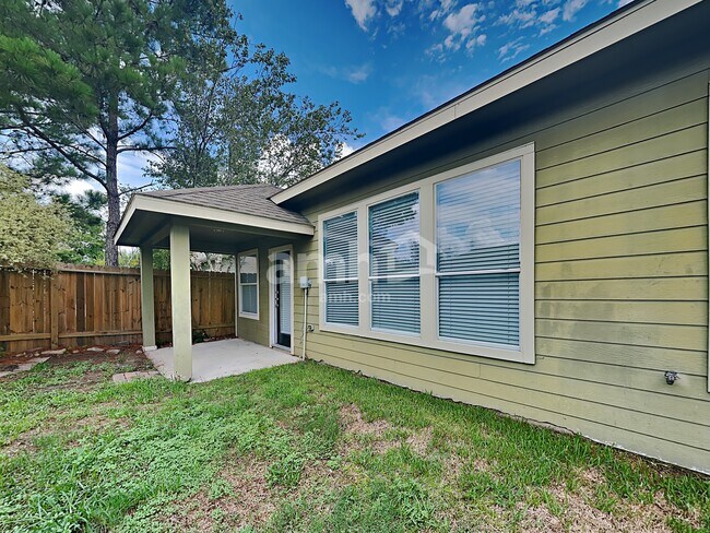 Building Photo - 2914 Crescent Oaks Park Ln