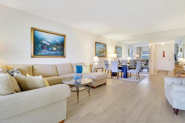 Building Photo - 375 S Beach Rd