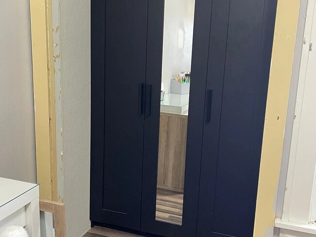 Building Photo - 926 N 12th St