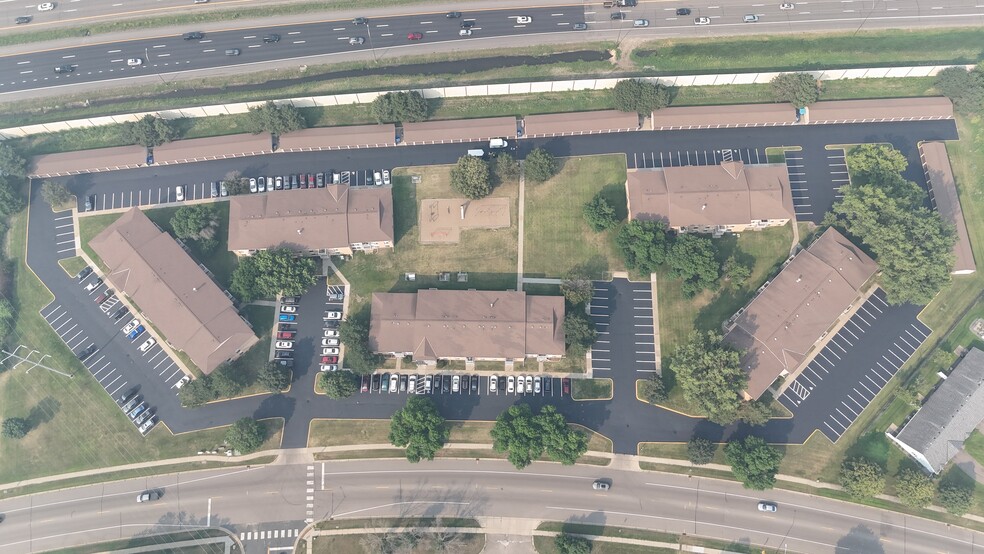 Building Photo - Winchester Place Apartments
